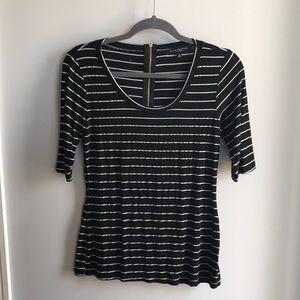 3/4 sleeves striped blouse. Size medium.